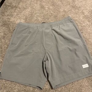Hollister Men's Athletic Light Gray Sport Shorts